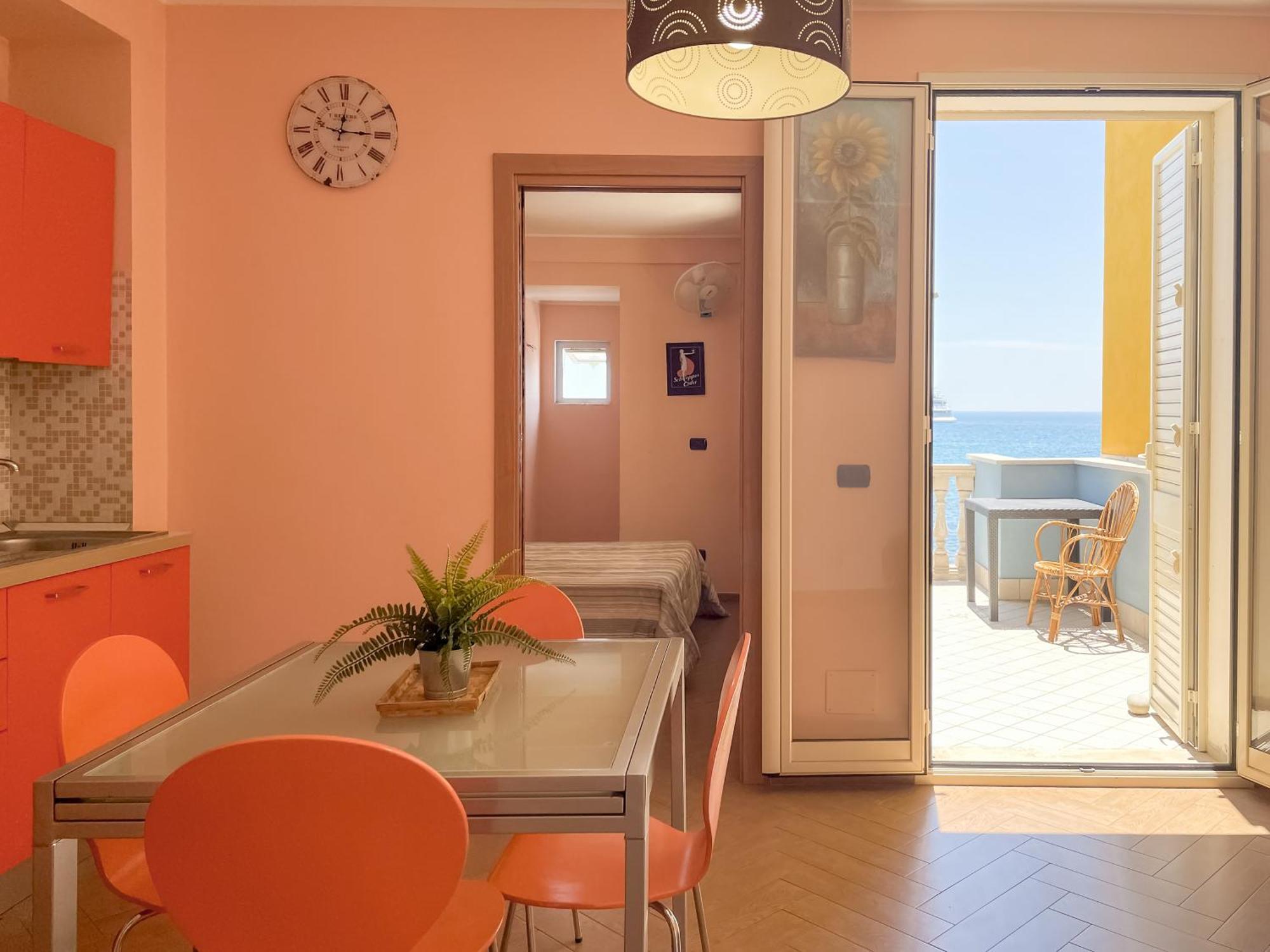 Maremare Apartments Giardini-Naxos Buitenkant foto